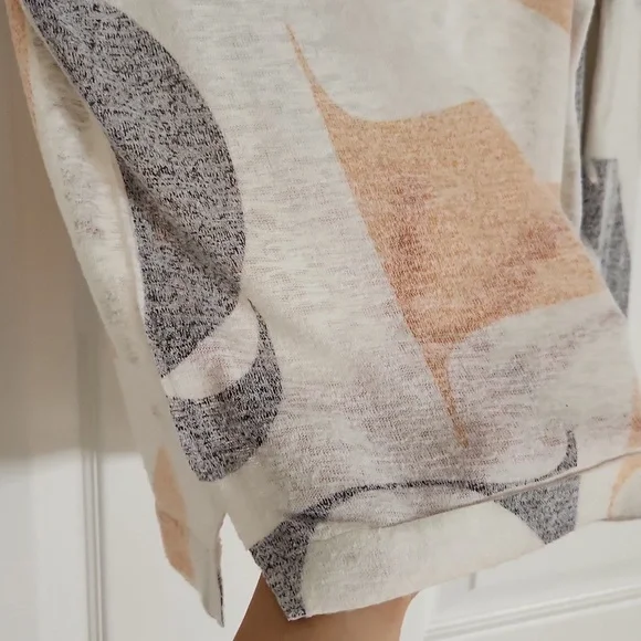 Moon Collection Top - Picture 3 of 3